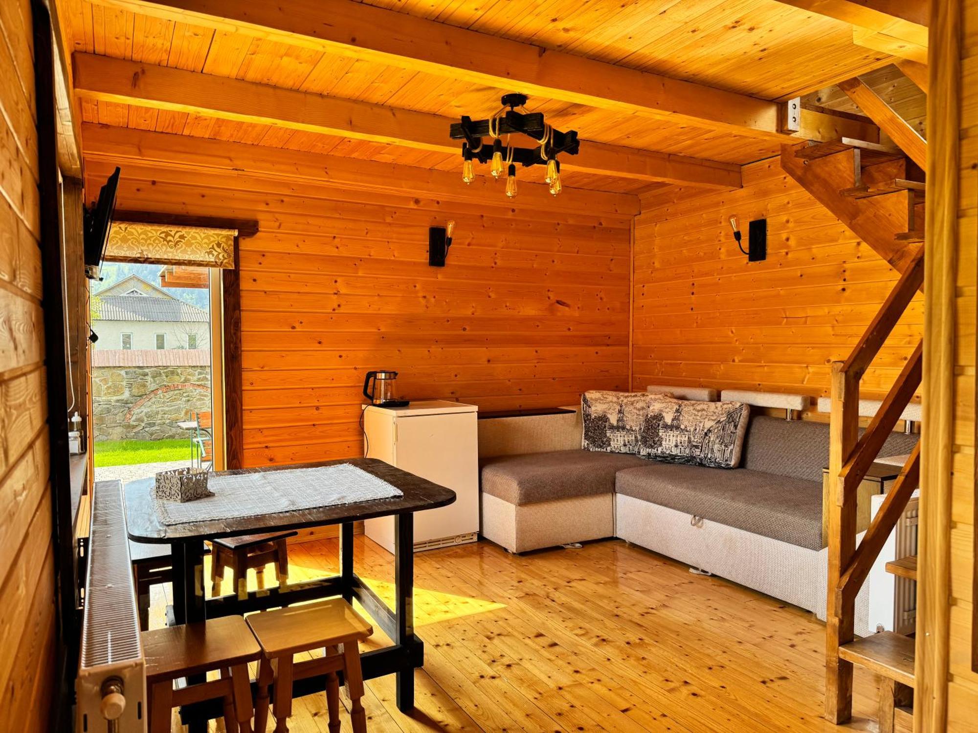 Eco Centr Zrub Ξενοδοχείο Maydan Εξωτερικό φωτογραφία